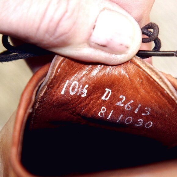 Allen Edmonds THREE KINGS 10.5 D Walnut * add $15 new Cedar Trees main image 5